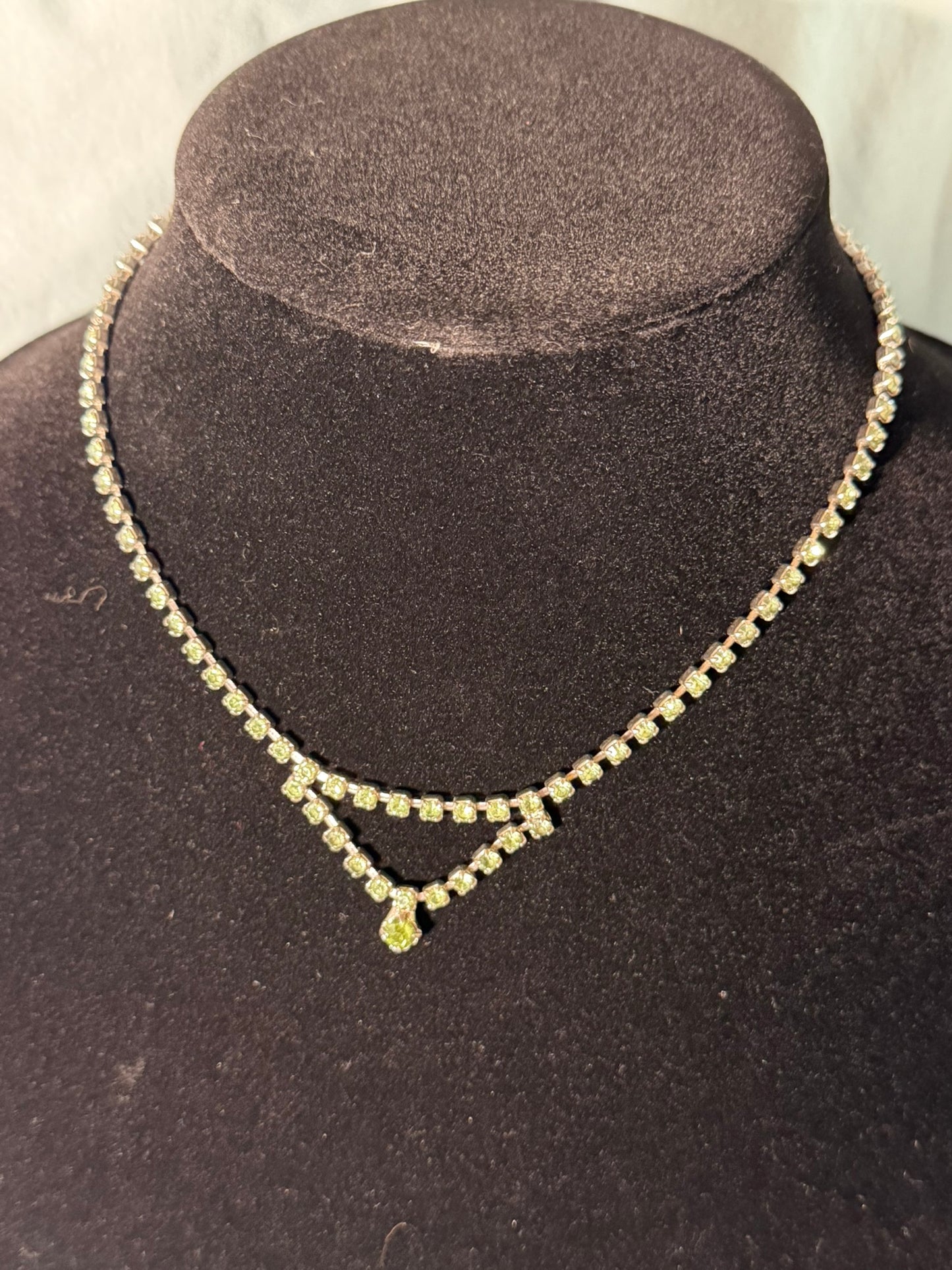Silver‑Tone Rhinestone V‑Drop Choker – 14"