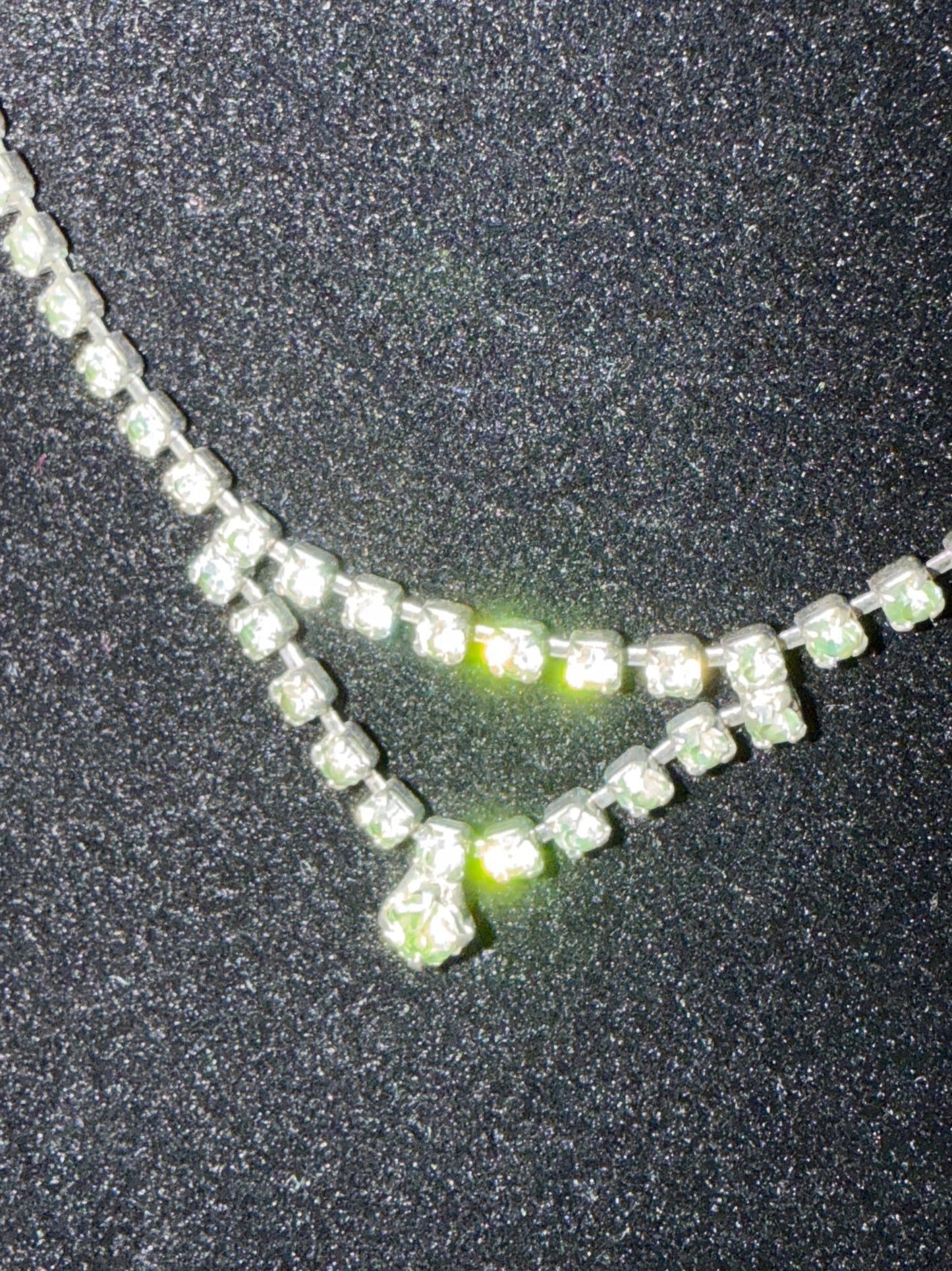 Silver‑Tone Rhinestone V‑Drop Choker – 14"