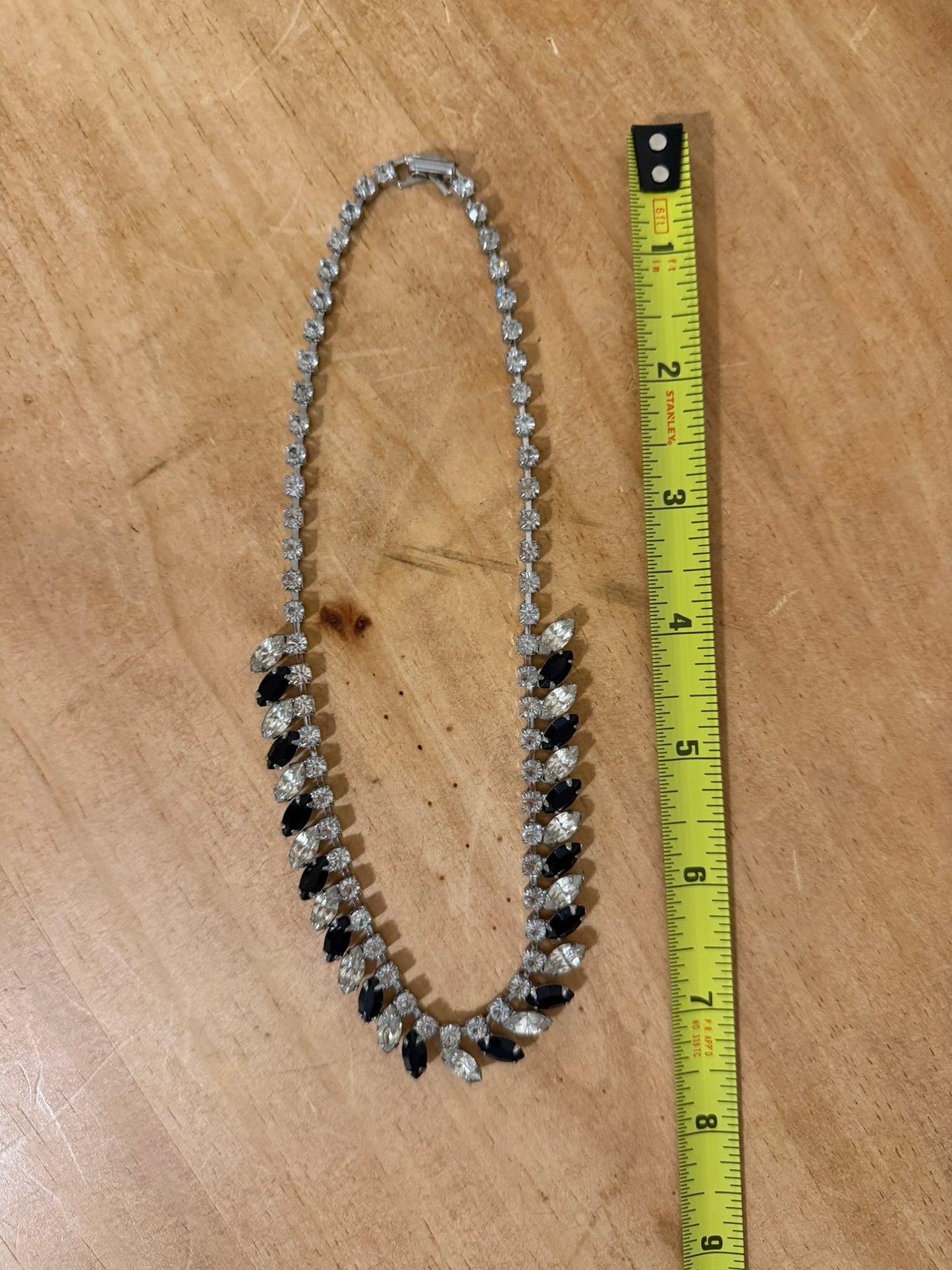Silver‑Tone Marquise‑Cut Rhinestone Collar Necklace