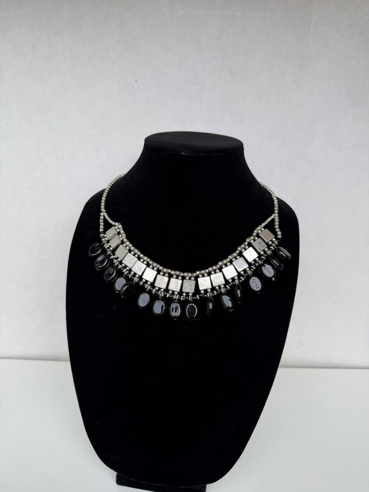 Silver‑Tone Geometric Statement Necklace With Black Teardrop Dangles