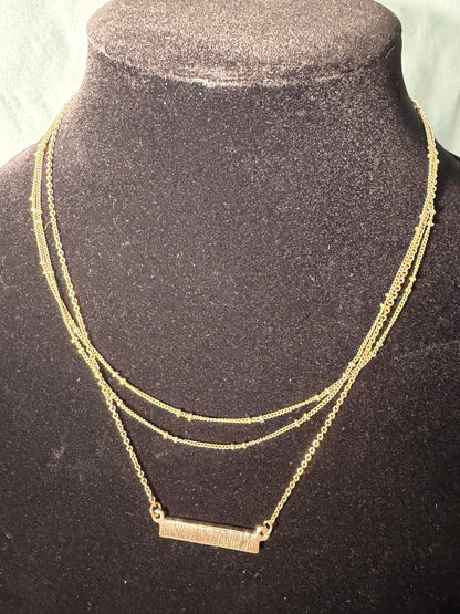 Delicate Gold‑Tone Layered Necklace With Bar Pendant