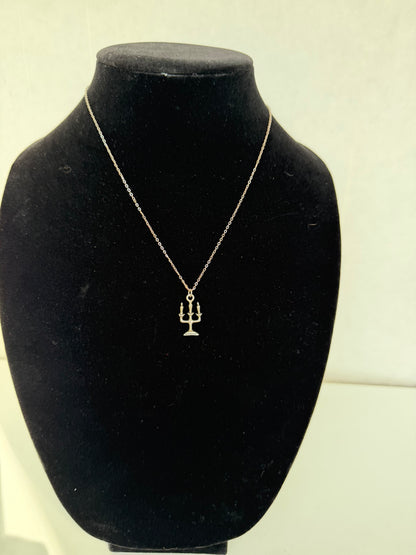 Gold‑Tone Candelabra / Three‑Candle Pendant Necklace