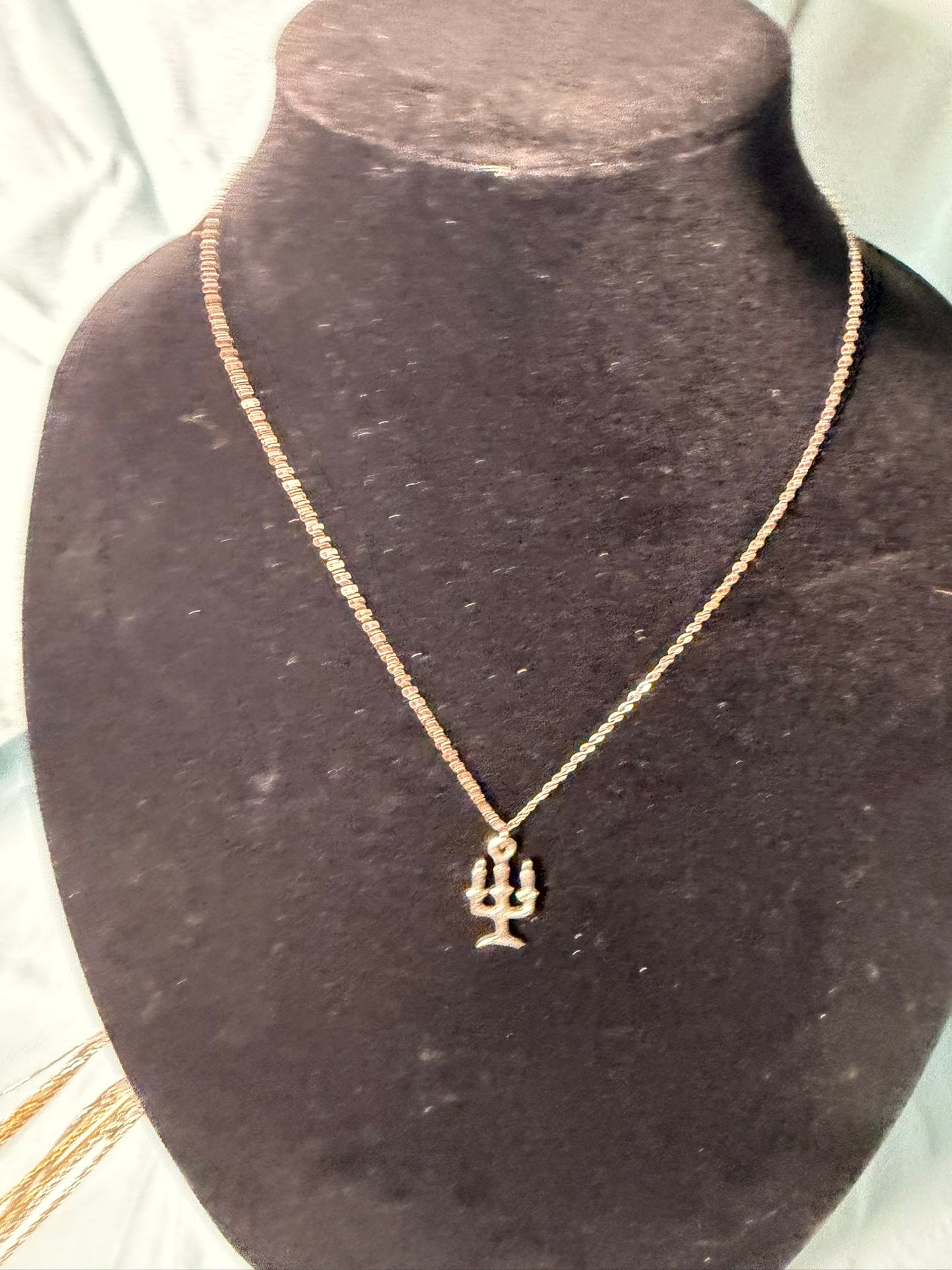 Gold‑Tone Candelabra / Three‑Candle Pendant Necklace