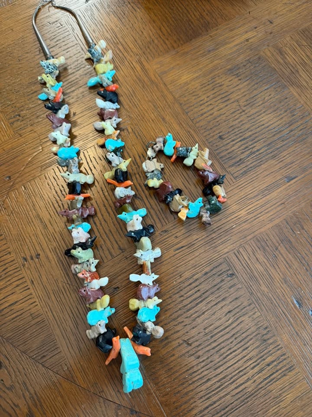 Vintage Southwestern Zuni-Style Fetish Necklace - Hand Carved Stone Animals (CCC009)
