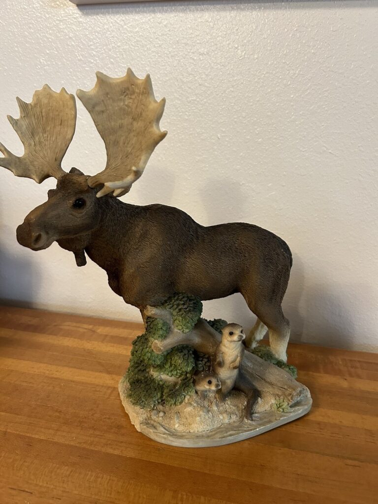 United Design Classic Critters Statue Of Moose