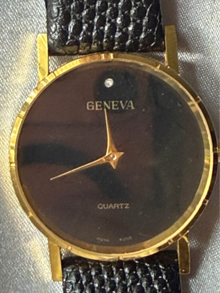 Vintage Geneva Quartz Dress Watch (CCC075)