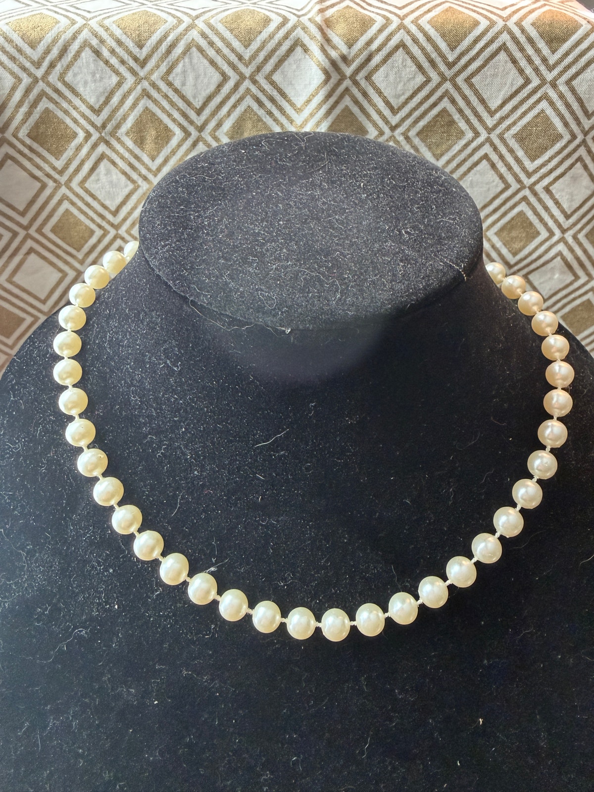 Classic Faux Pearl Necklace