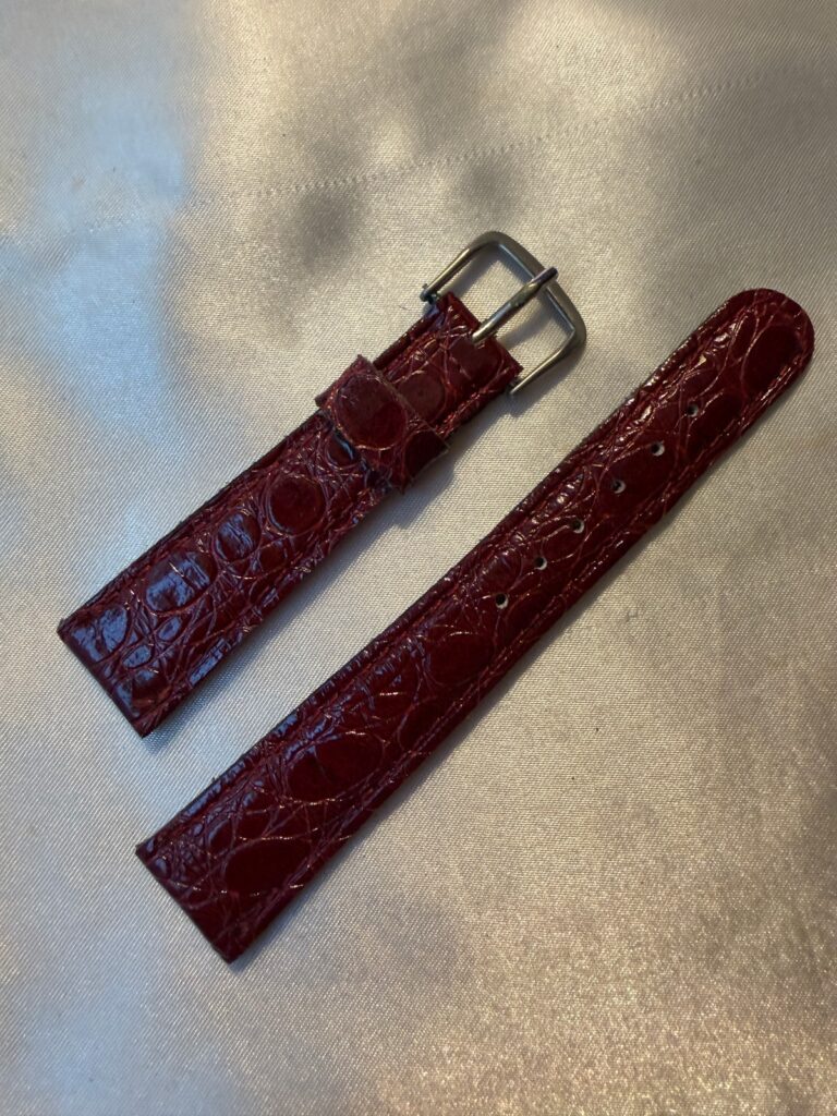 Red Leather Watch Band Strap Genuine Leather Pre-Owned (CCC124)